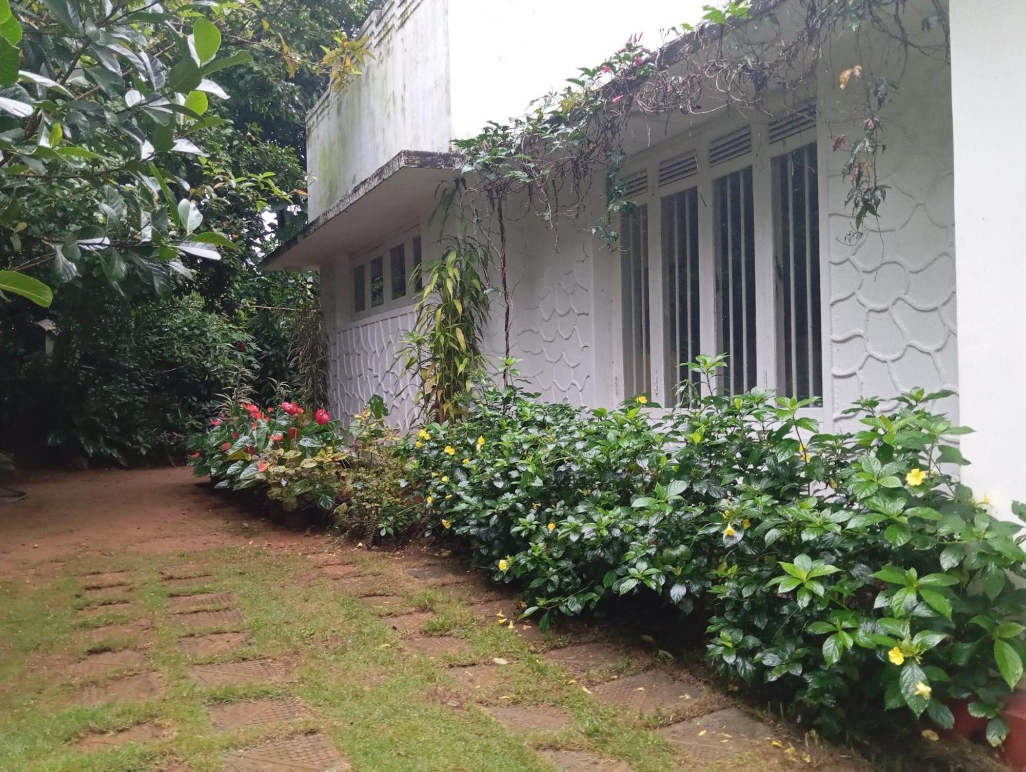 Ella Relax Inn ภายนอก รูปภาพ